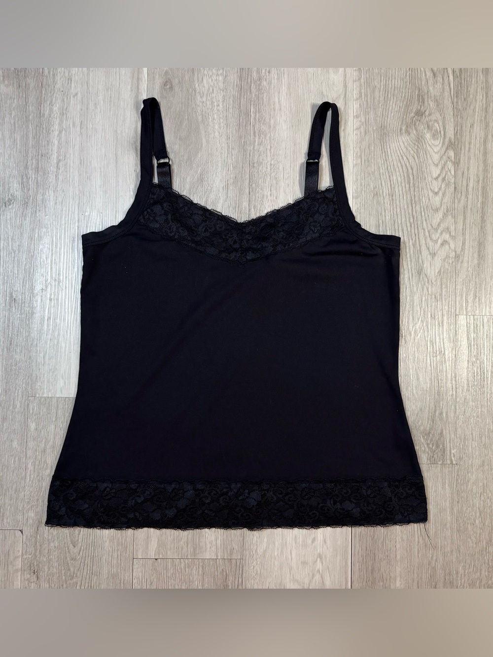 Chico's Black Lace Trim Camisole Adjustable Straps Stretch Solid Size 2 large